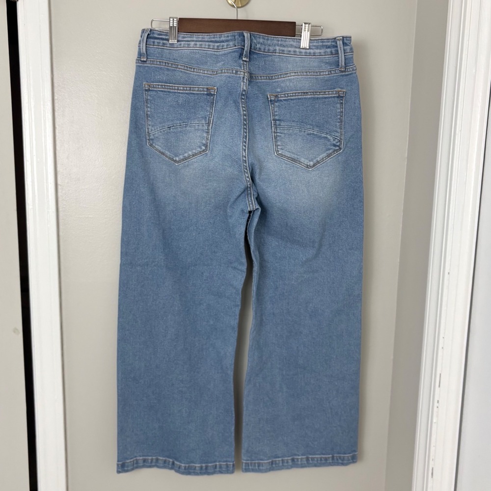 Driftwood Charlee Cropped Wide Leg Button Fly Jeans Light Wash Women Size 32x25" - Picture 4 of 11